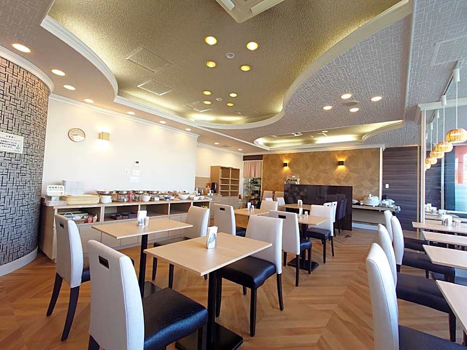 Apa Hotel Tonami-Ekimae