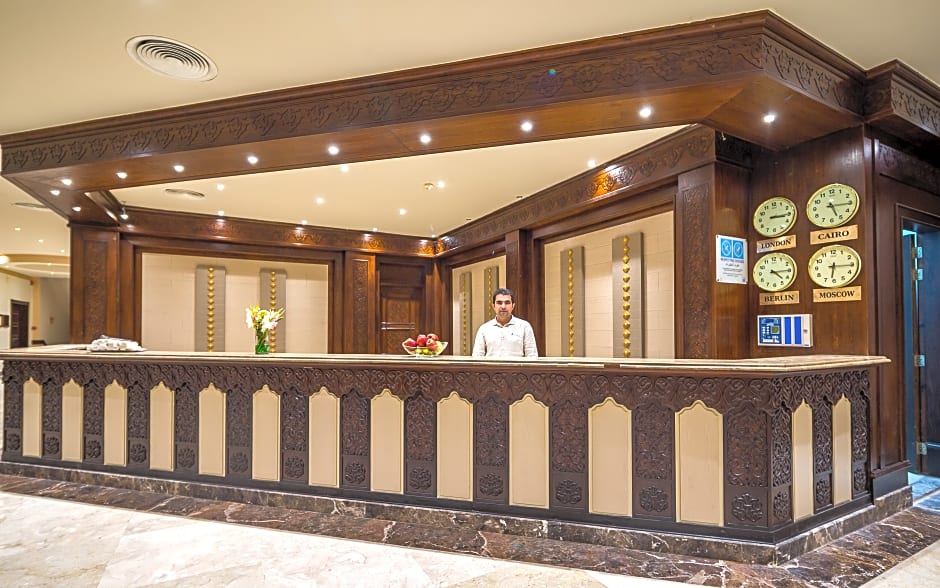 SUNRISE Riviera Resort