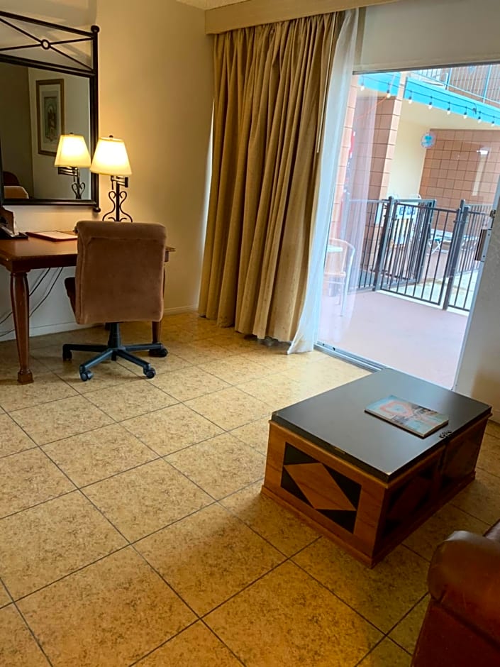 Desert Hot Springs Spa Hotel