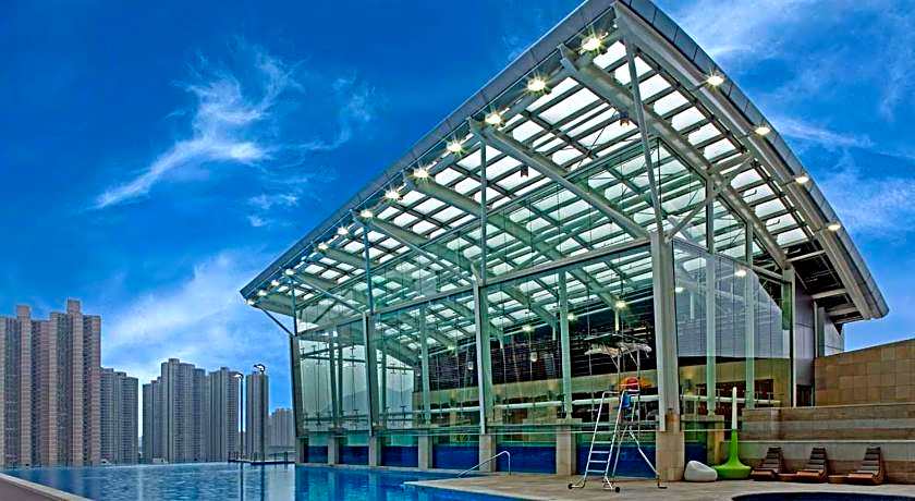 Nina Hotel Tsuen Wan West