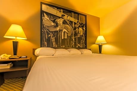 1 King Bed Business Room Non-Smoking