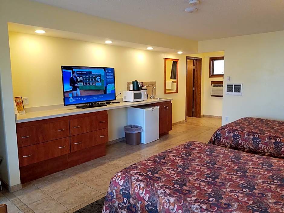 Black Hawk Motel & Suites