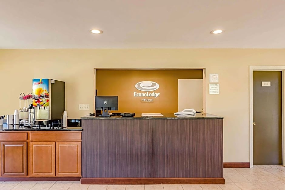 Econo Lodge Lexington Downtown near I-81