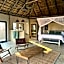 LookOut Safari Lodge