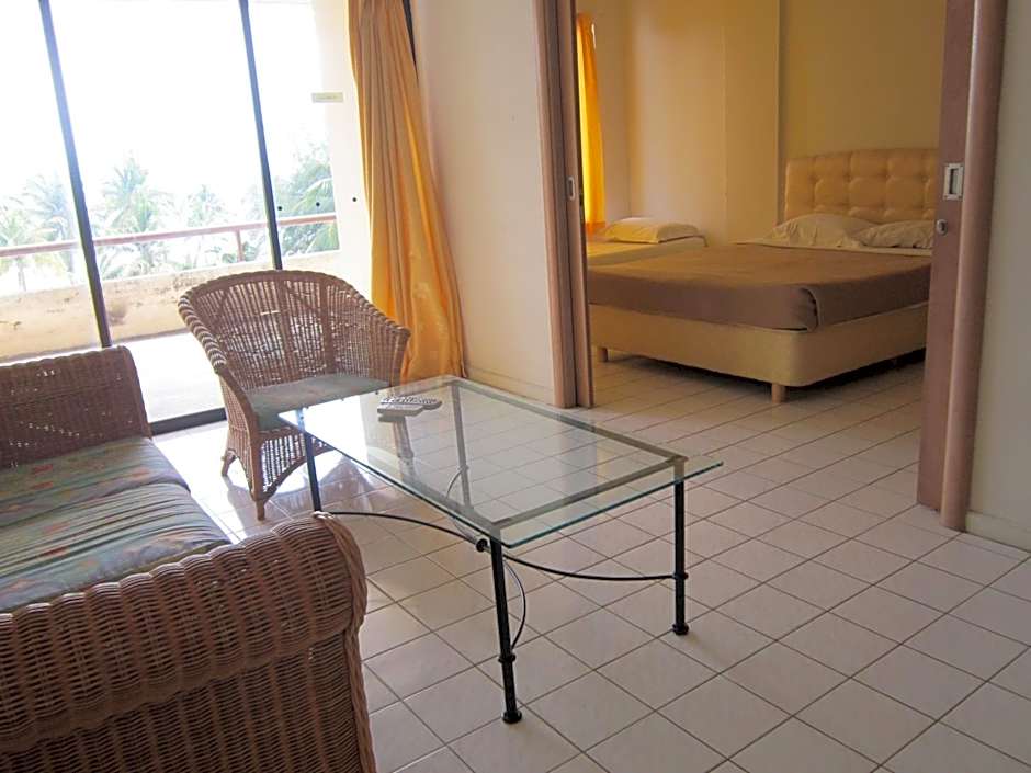 Paradise Lagoon Apartment