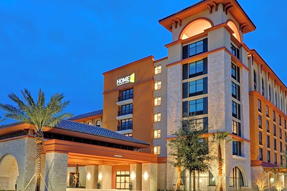 Home2 Suites by Hilton Orlando Flamingo Crossings