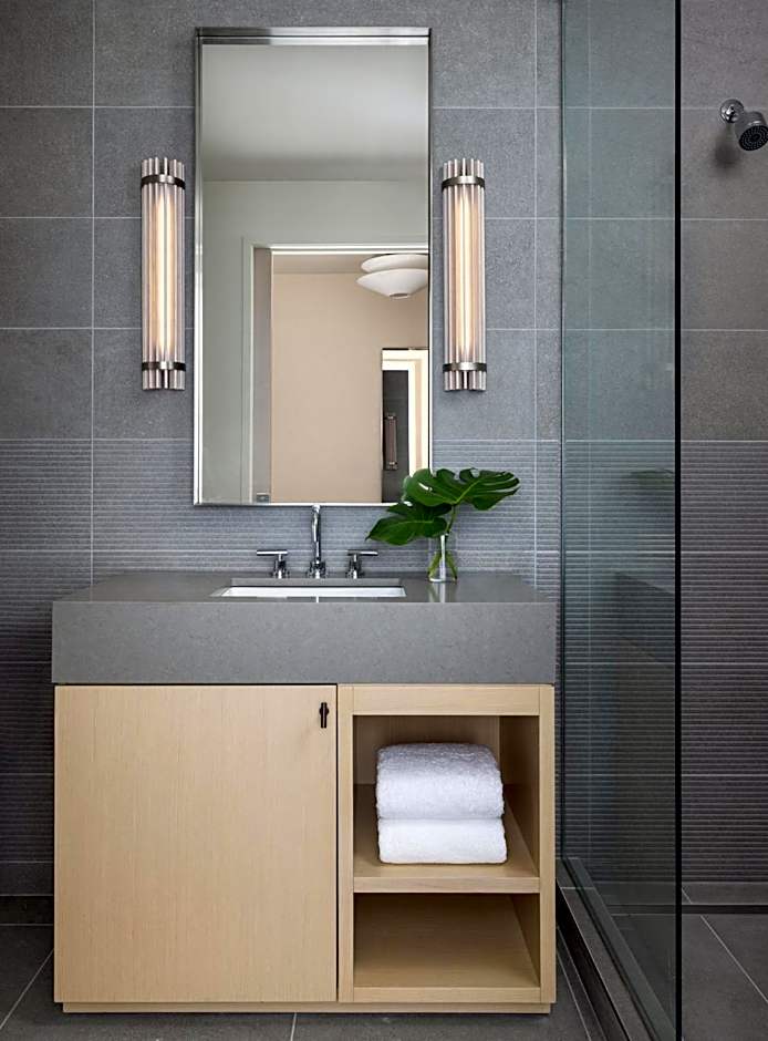 Kimpton Claret Hotel By IHG