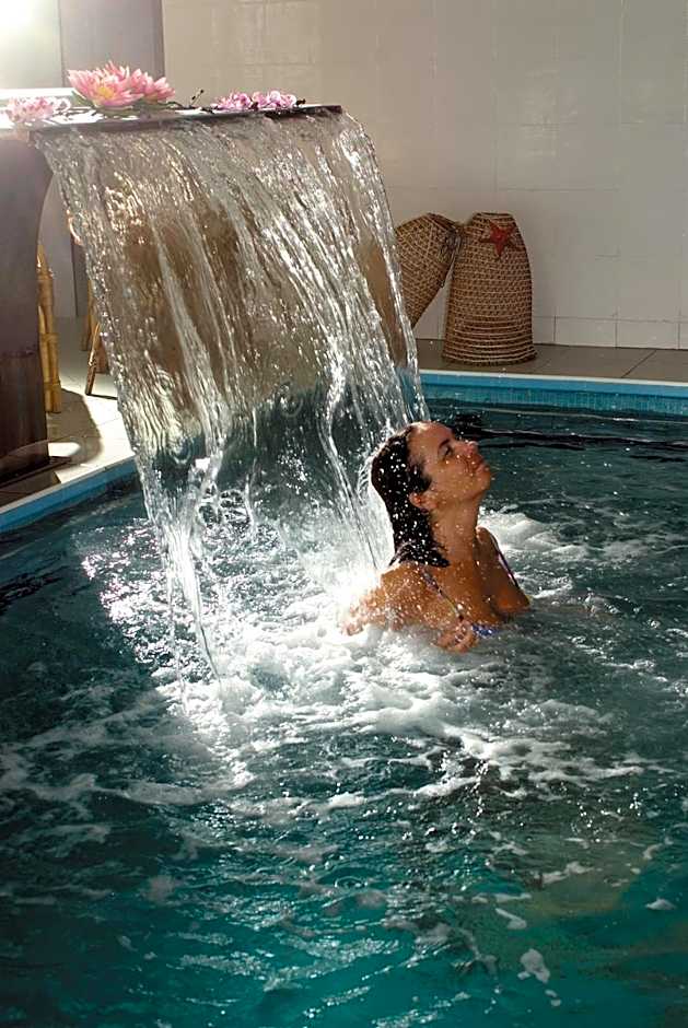 Hotel Casa Rosa Sea & Spa