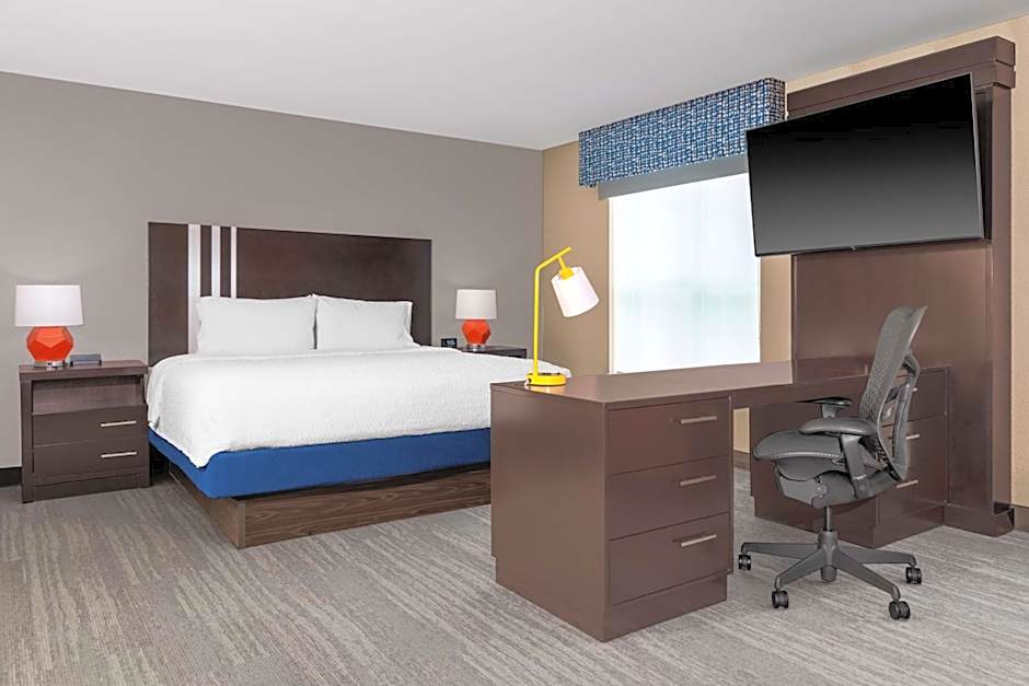 Hampton Inn By Hilton & Suites Madison Downtown