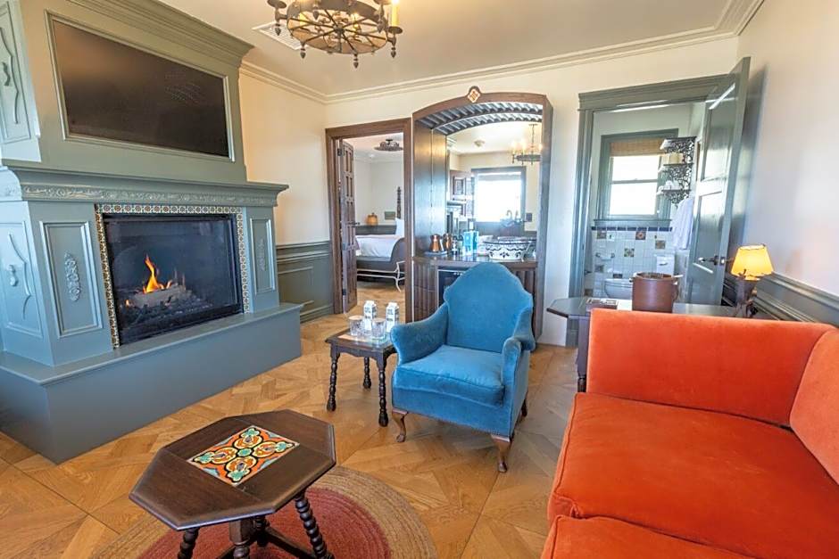 El Caminante Bar & Bungalows