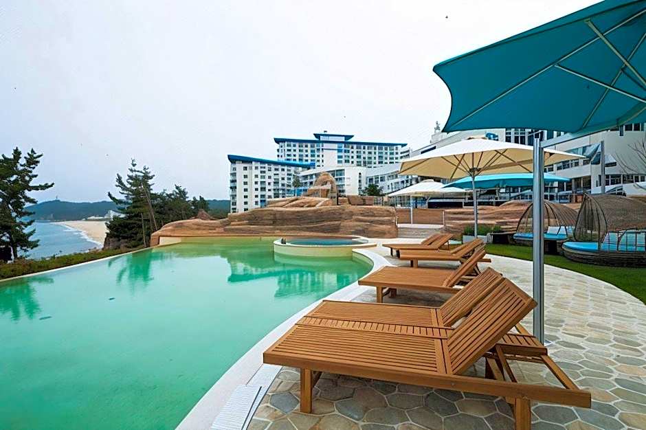 SOL BEACH SAMCHEOK