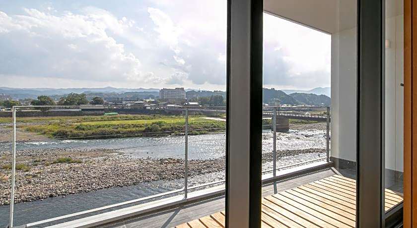 Hitoyoshi Onsen Nabeya