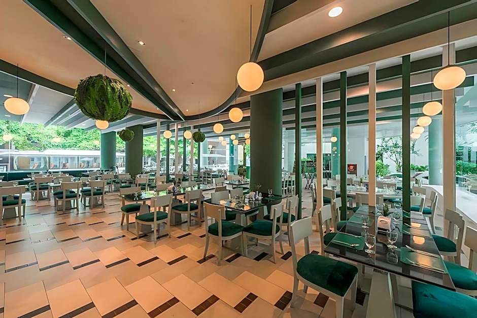 A-One The Royal Cruise Hotel Pattaya - SHA Extra Plus