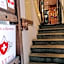 Petit Helvetia Budget Hotel