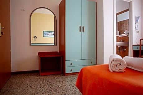 Economy Double or Twin Room