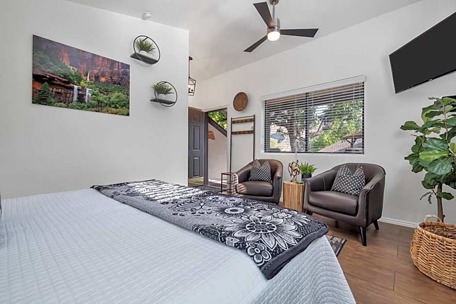 Photo 1 of 15 of Emerald 1 Bedroom Cottage