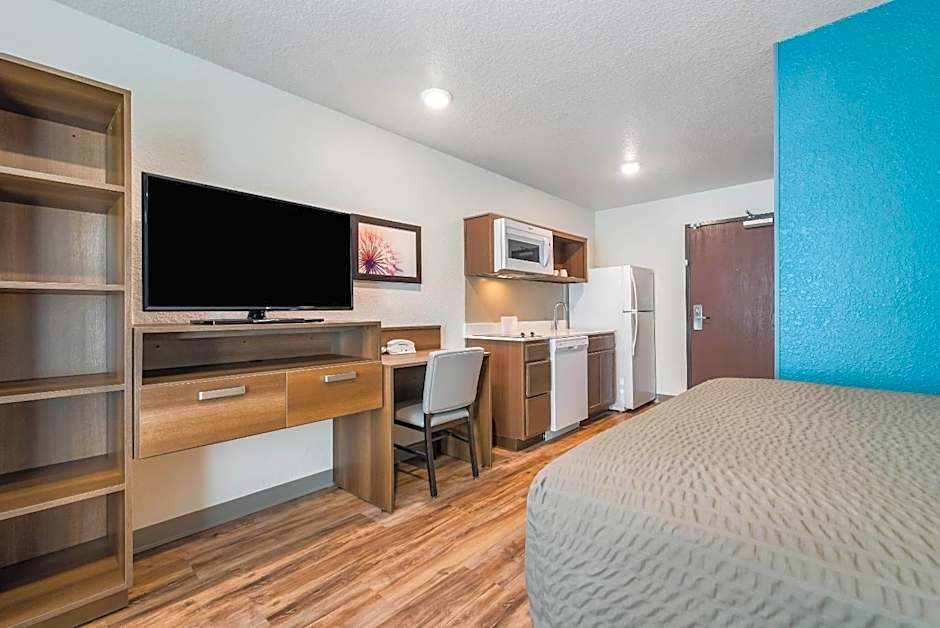 WoodSpring Suites Davenport FL