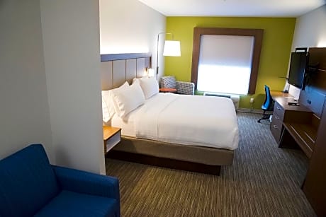 1 King Bed Standard