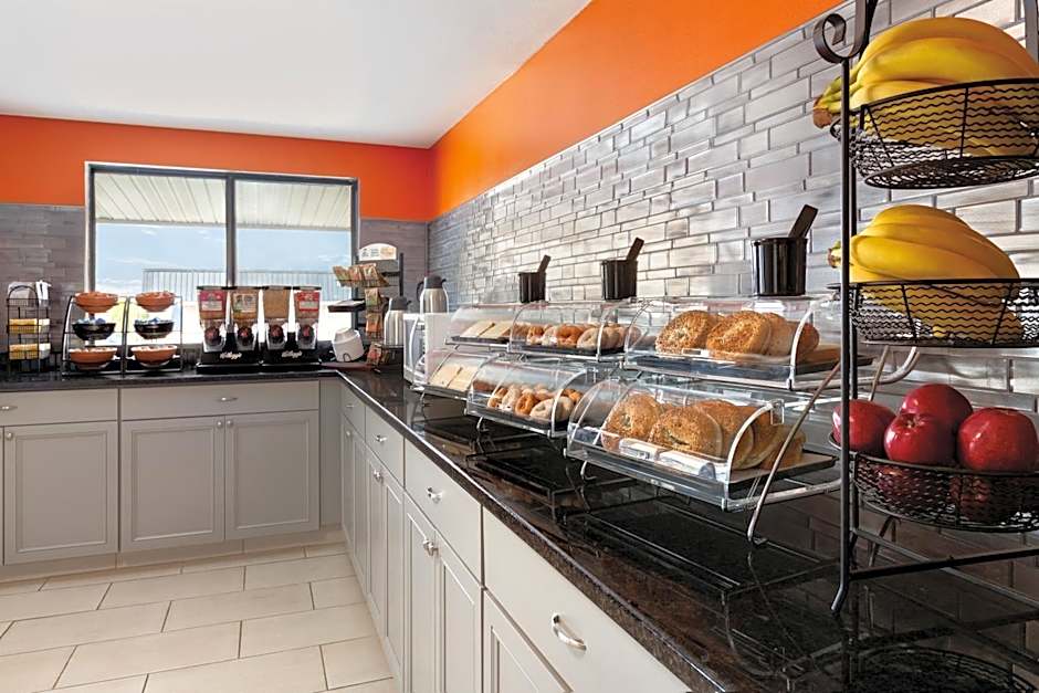 Howard Johnson by Wyndham Harrisonburg