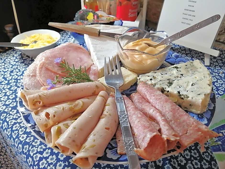 Amzee Bokmakierie Guest House