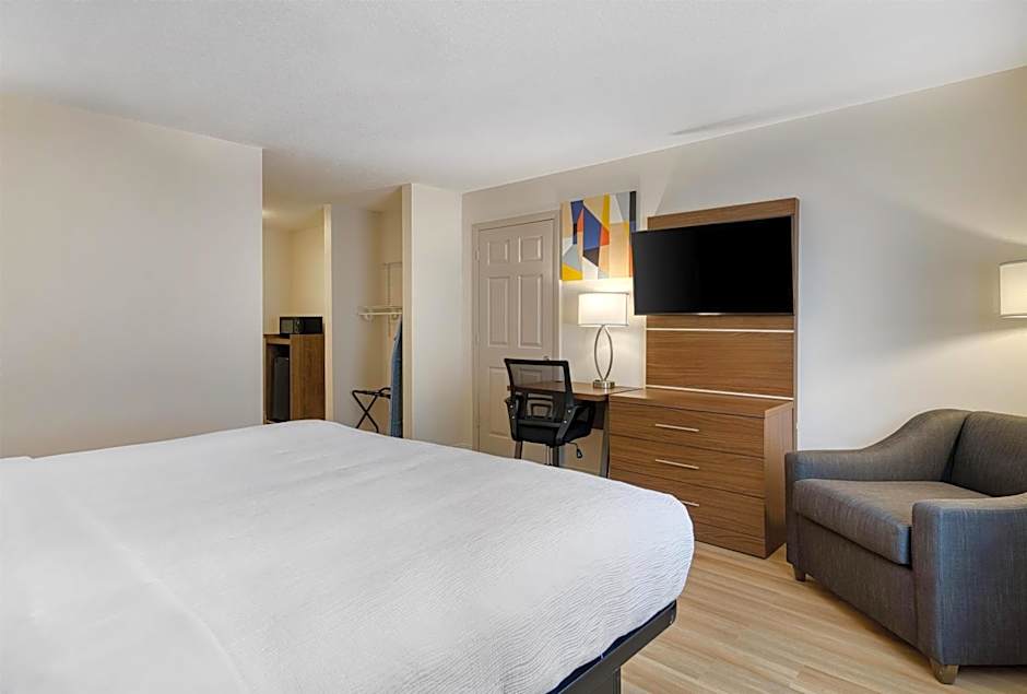 Baldwin Inn & Suites, SureStay Collection by Best Western