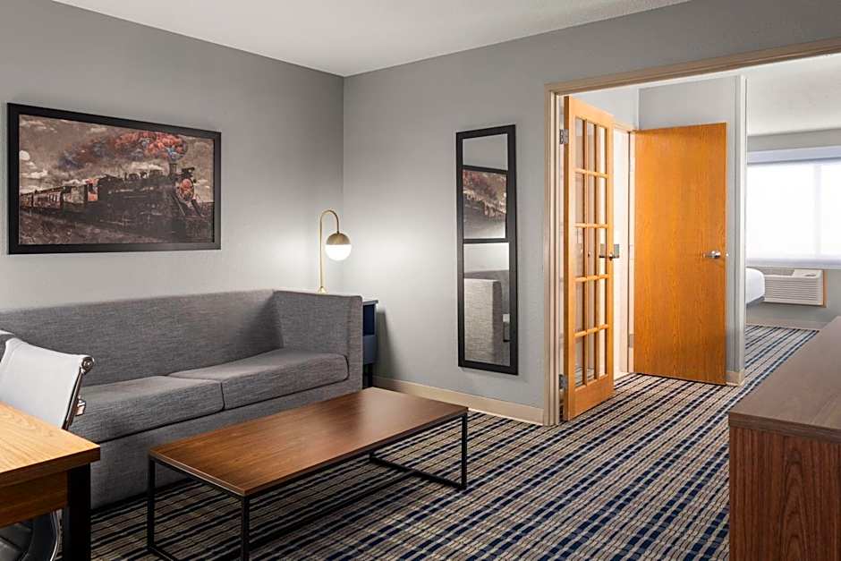 AmericInn by Wyndham Grand Forks