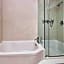 Four Points By Sheraton Edmonton Gateway