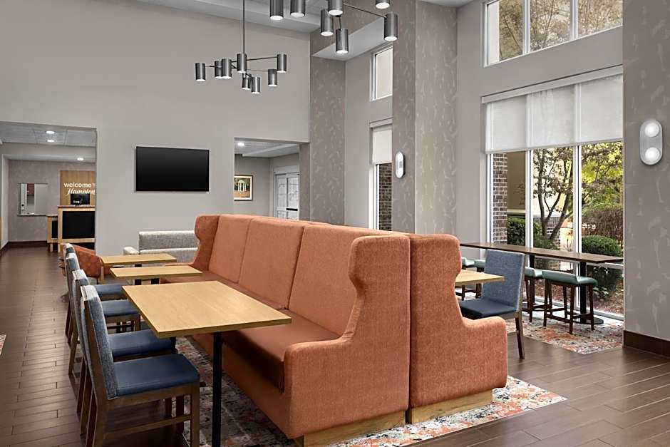 Hampton Inn By Hilton And Suites Charlotte Huntersville