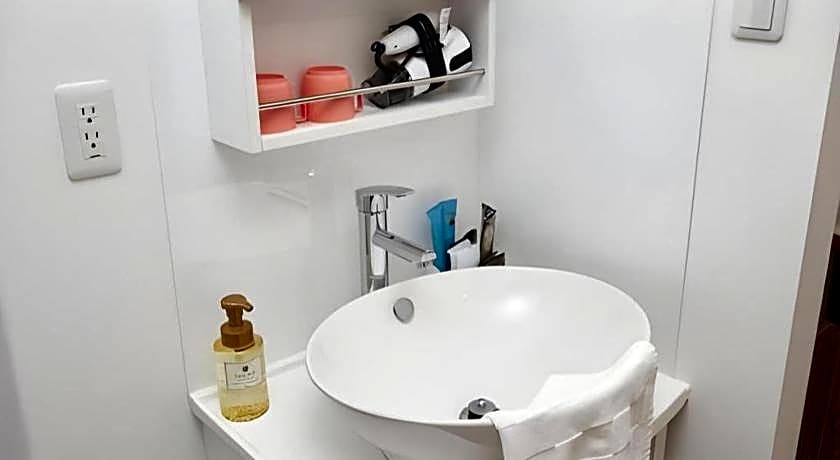 BIBI hotel kokusaidori