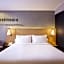 ibis Pontianak City Center
