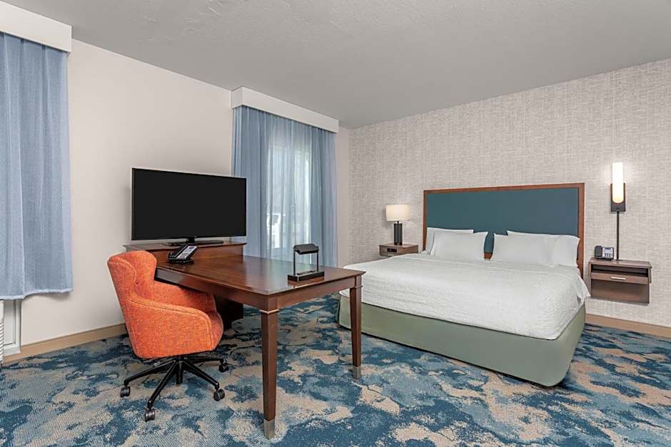 Hampton Inn By Hilton & Suites Deland