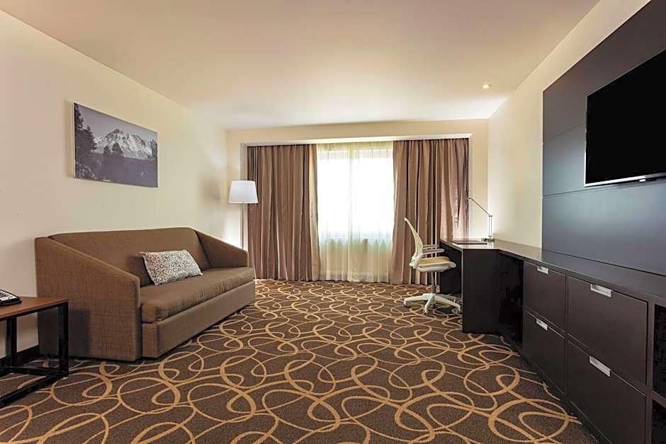 DoubleTree by Hilton Toluca