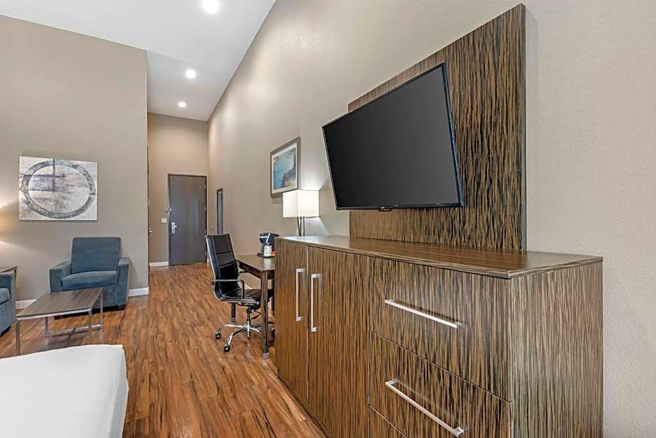 Best Western Plus Pflugerville Inn & Suites
