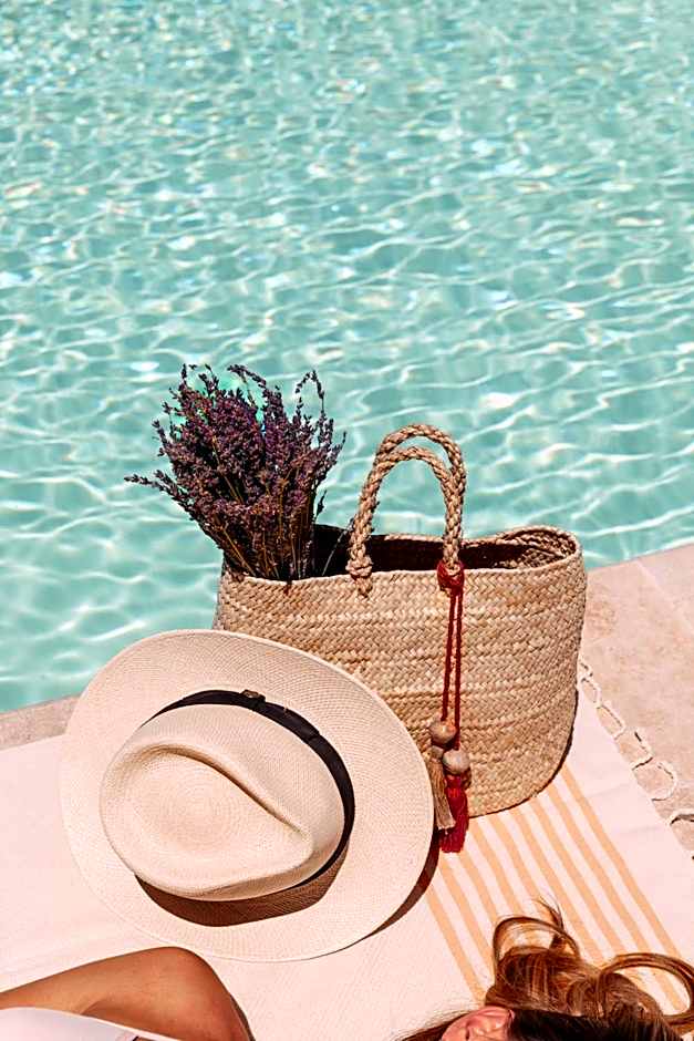 Mas des Romarins, The Originals Relais