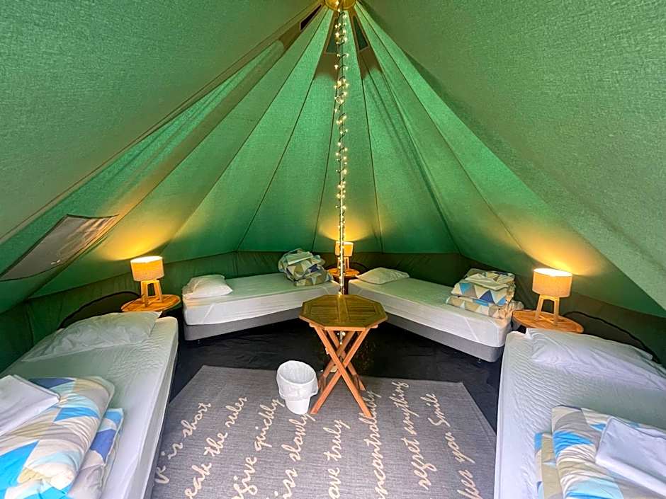 Te Anau Lakefront Backpackers