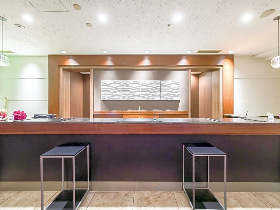 the b hachioji