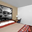 Super 8 by Wyndham Three Rivers