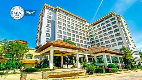 K Park Grand Hotel