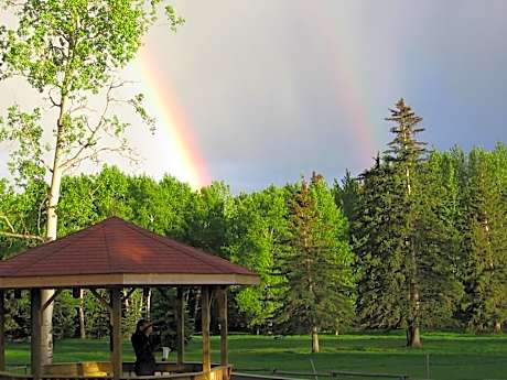 Black Cat Guest Ranch