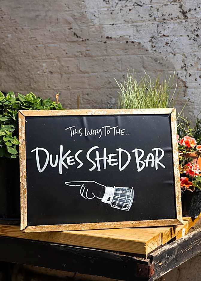Dukes Head Hotel