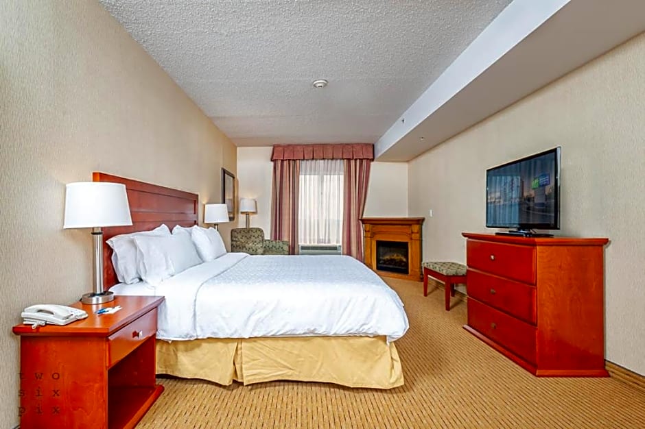 Holiday Inn Express Hotel & Suites Clarington - Bowmanville