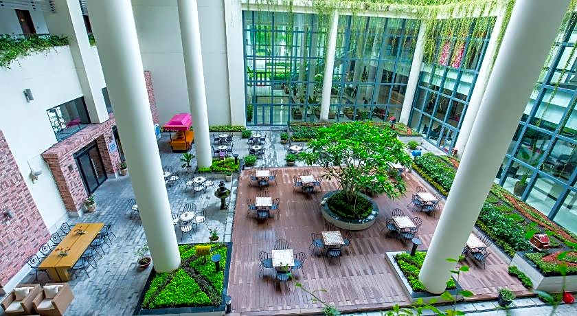 Becamex Hotel New City