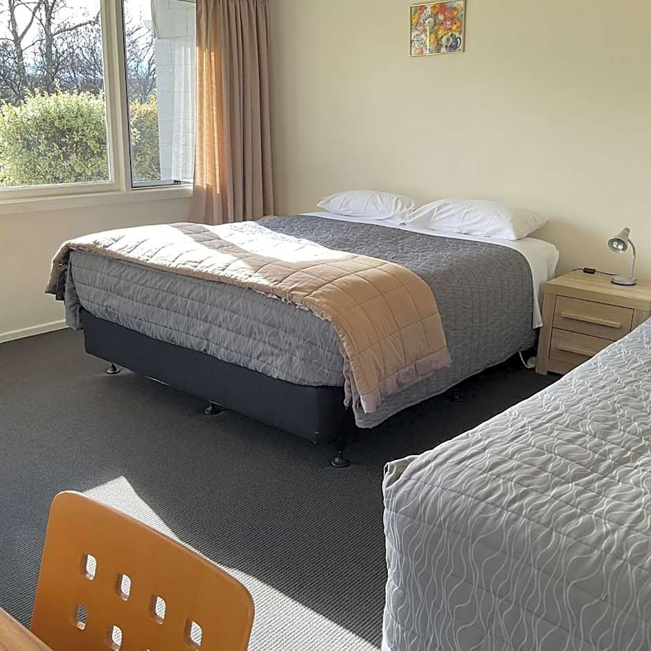 Alexandra Garden Court Motel