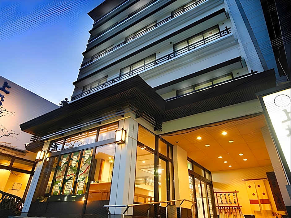 Uematsuya Ryokan Hotel