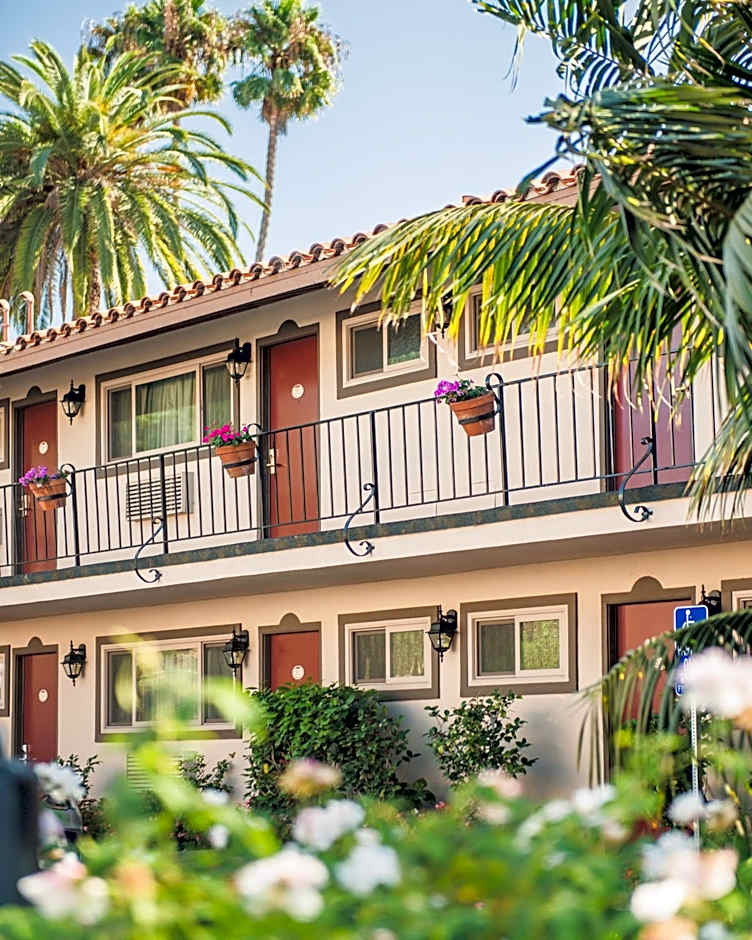 Inn by the Harbor