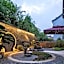 Wudangshan Jianguo Hotel