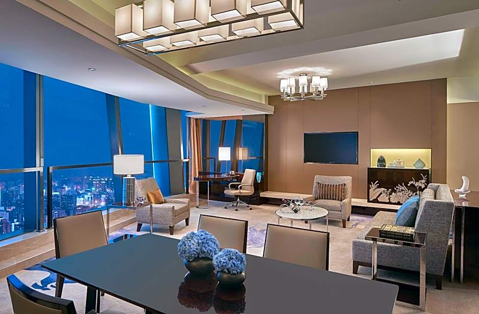 Photo 1 of 2 of Deluxe 1 King Bed Suite