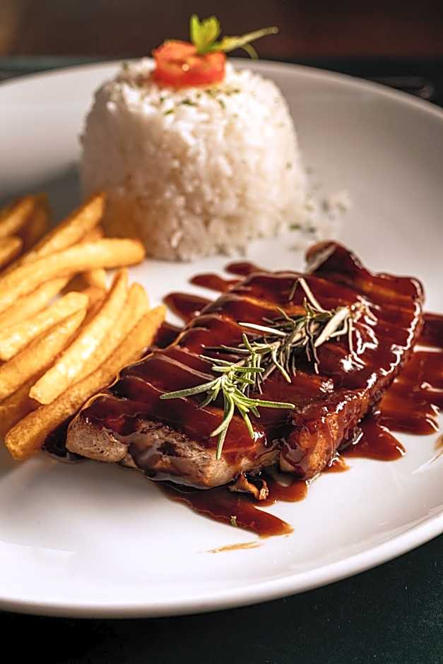 Ramada by Wyndham Macae Hotel & Suites