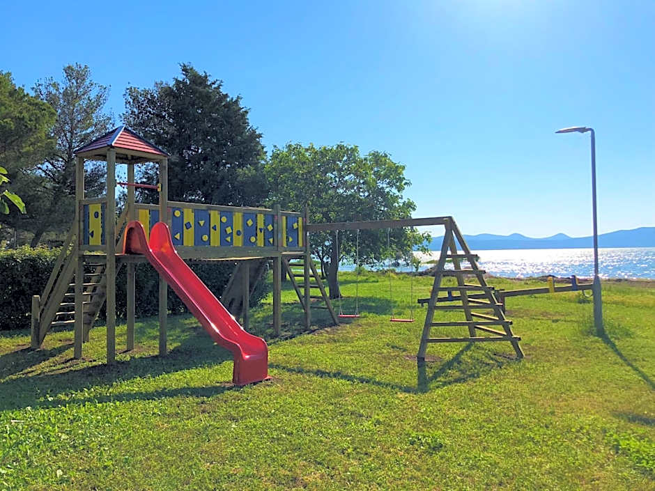 Camp Vransko lake - Mobile homes