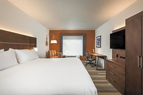 Standard King Room